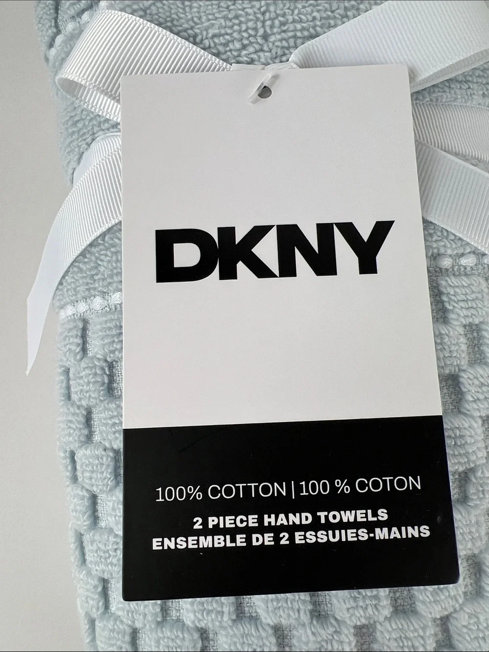 DKNY Bath Hand Towels Light Blue Textured Plush Soft Cotton Quick Dry 2 Pc NEW